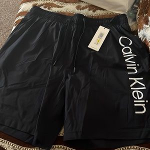 Calvin Klein short